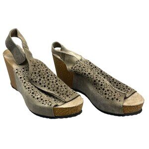 a. ciannetti wedged open toed sandals hook & loop gray leather size 9 READ